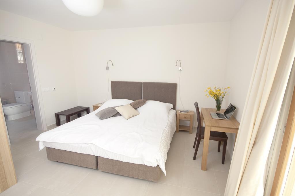 Eol Apartments Вигань Экстерьер фото